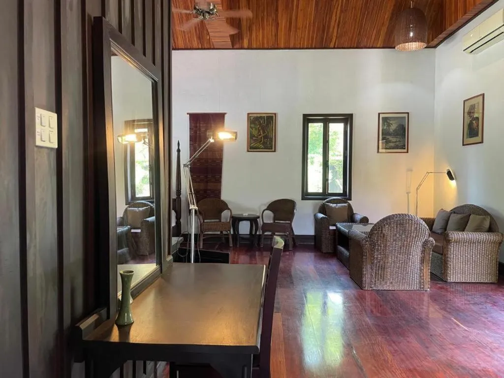 Nam Ou Riverside Resort