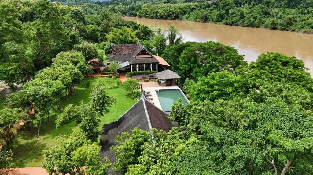 Nam Ou Riverside Resort