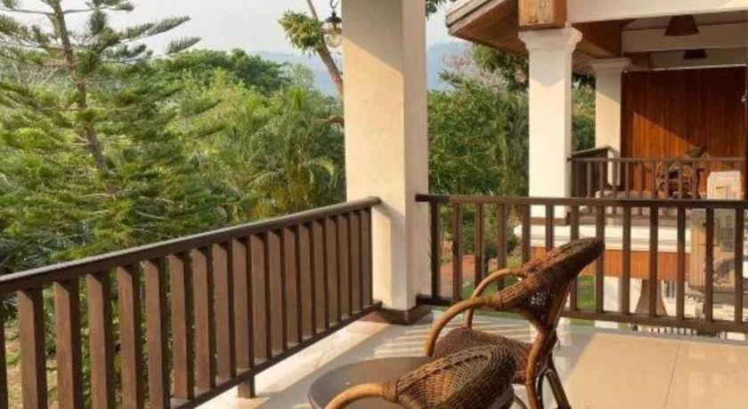 Nam Ou Riverside Resort