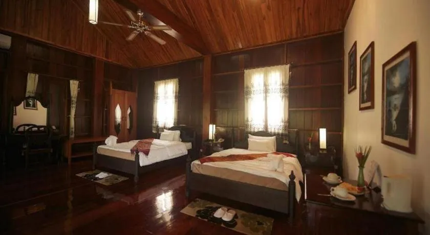 Bed in Nam Ou Riverside Resort