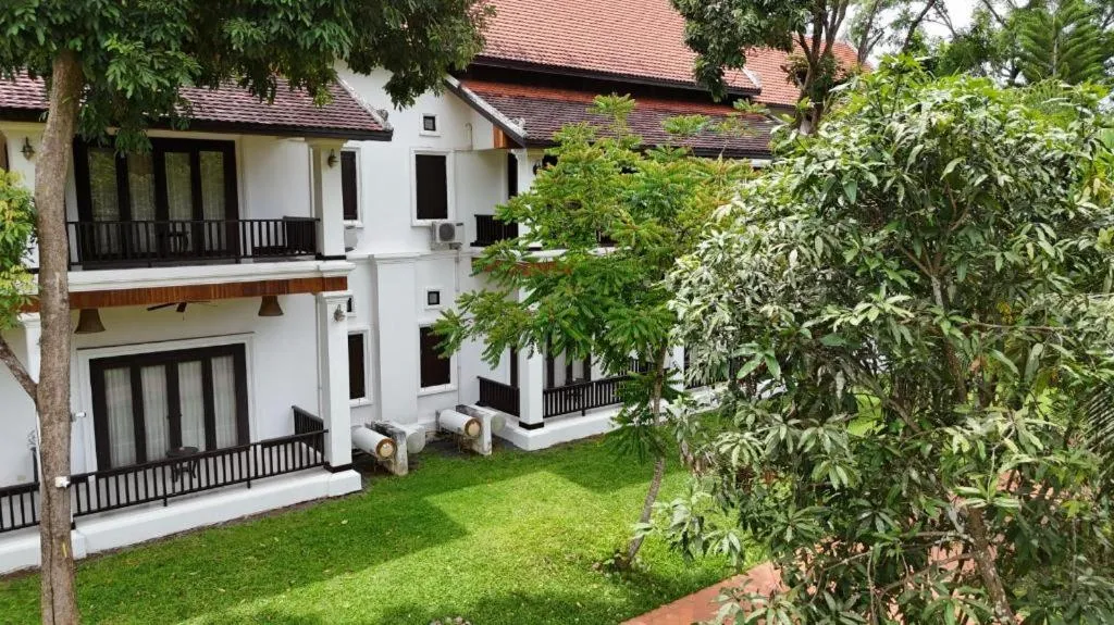 Nam Ou Riverside Resort