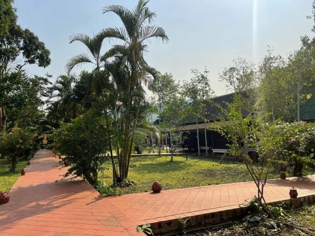 Nam Ou Riverside Resort