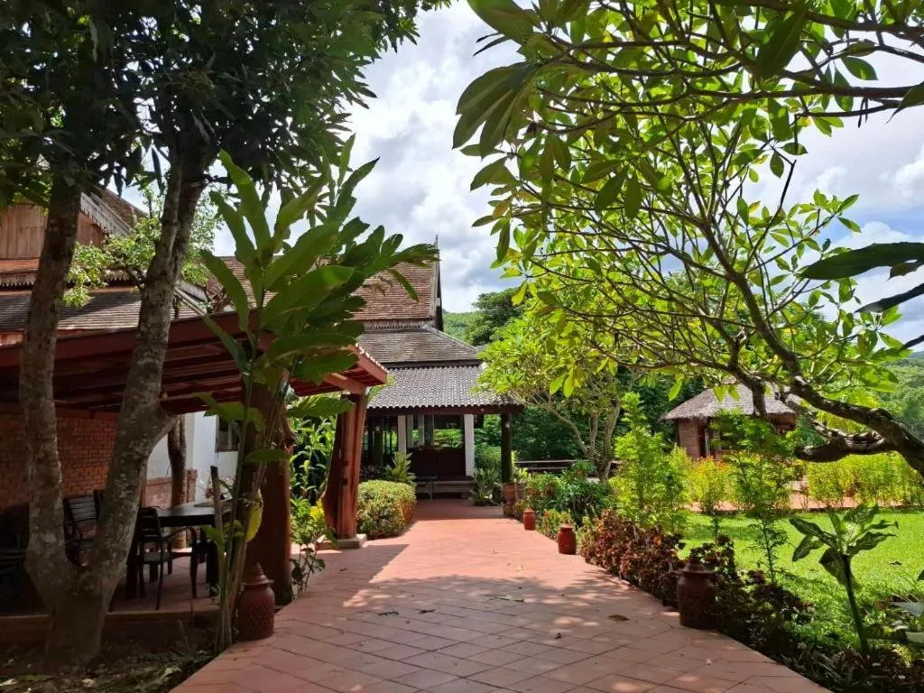 Nam Ou Riverside Resort