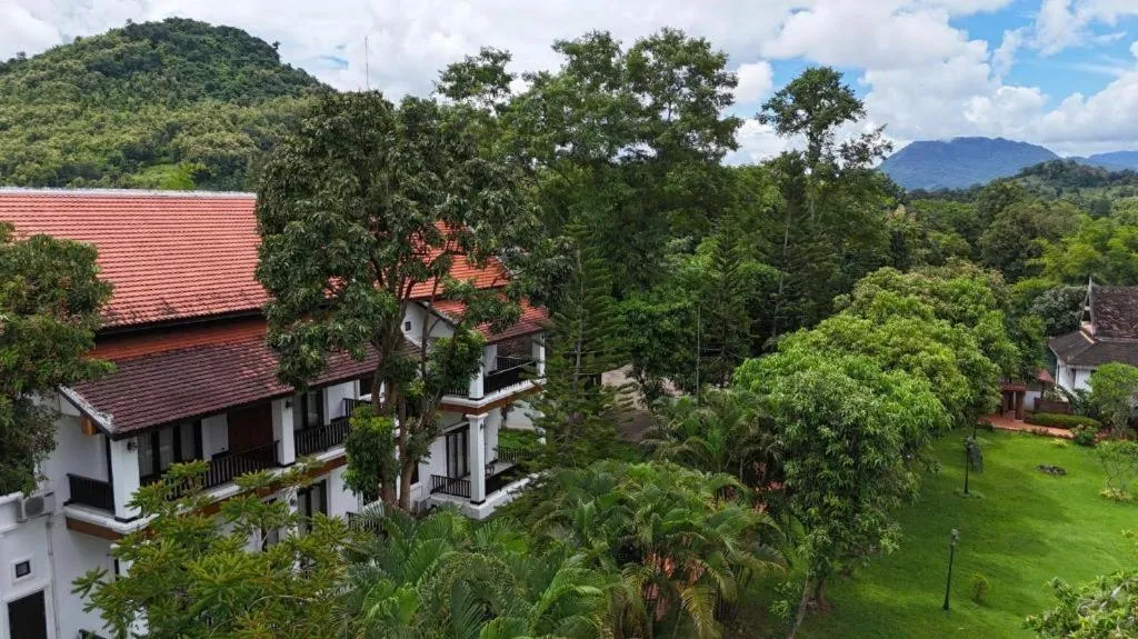 Nam Ou Riverside Resort