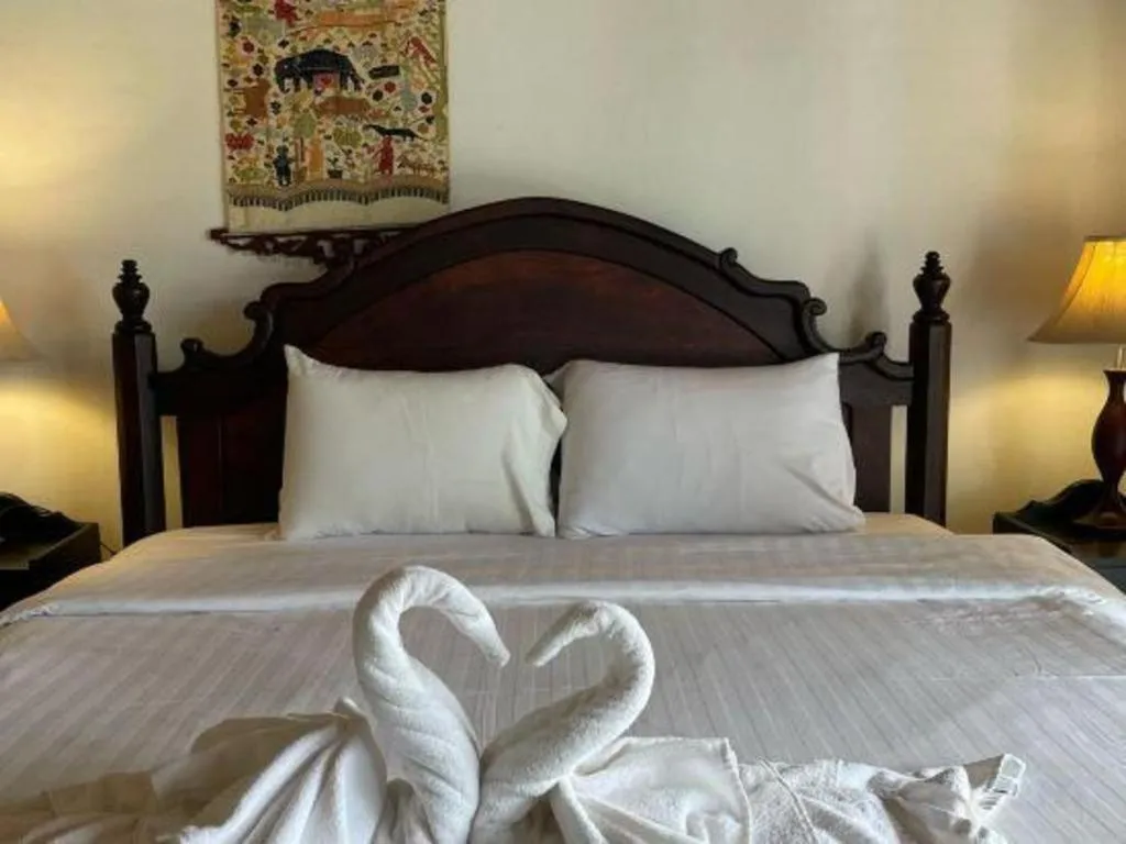 Bed in Nam Ou Riverside Resort