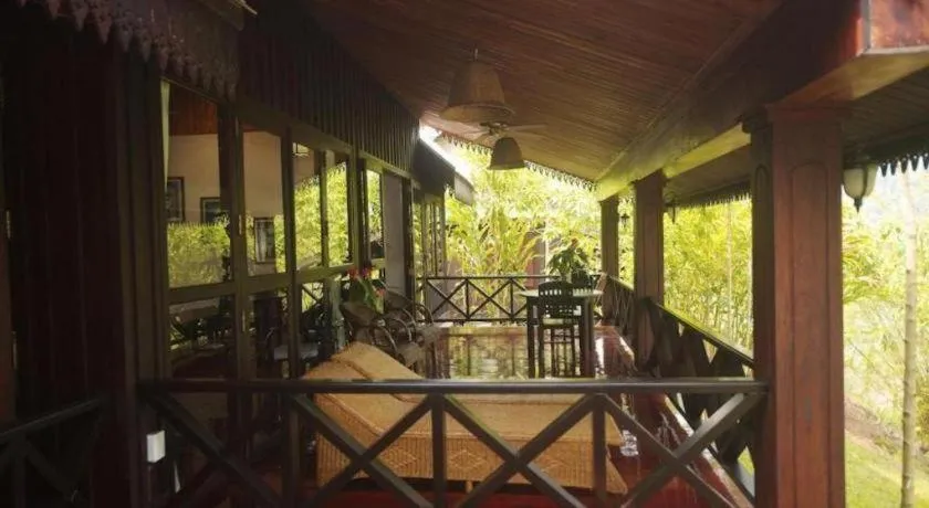 Nam Ou Riverside Resort