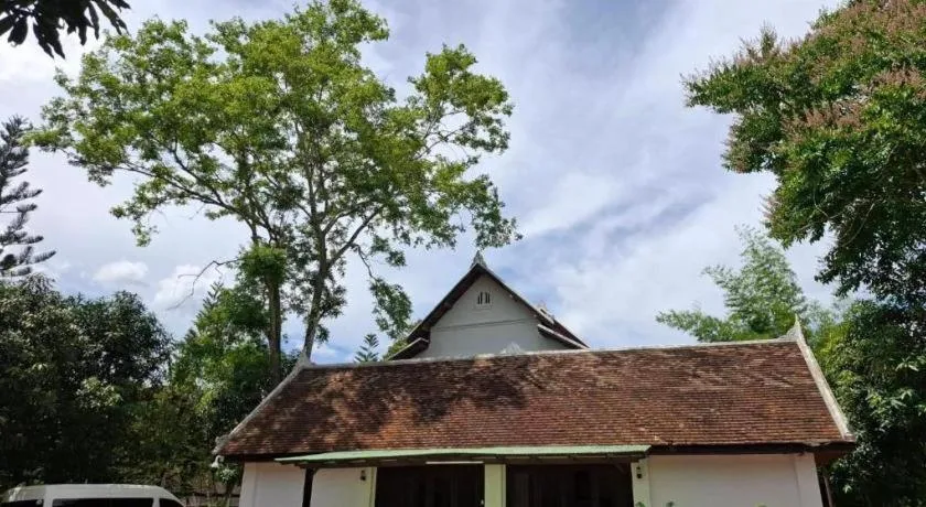 Nam Ou Riverside Resort