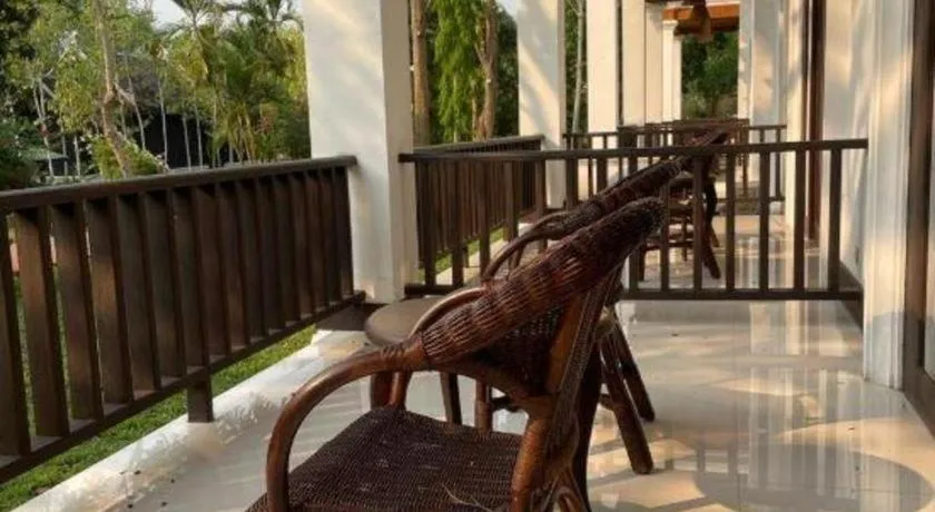 Nam Ou Riverside Resort