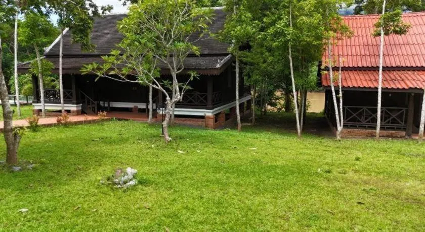 Nam Ou Riverside Resort