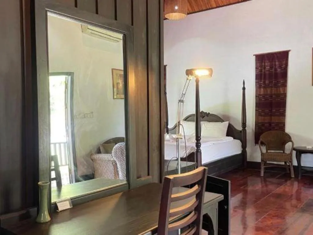 Bed in Nam Ou Riverside Resort