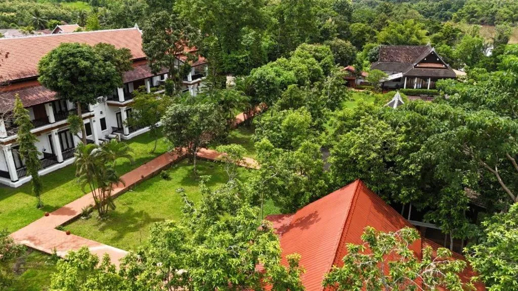 Nam Ou Riverside Resort