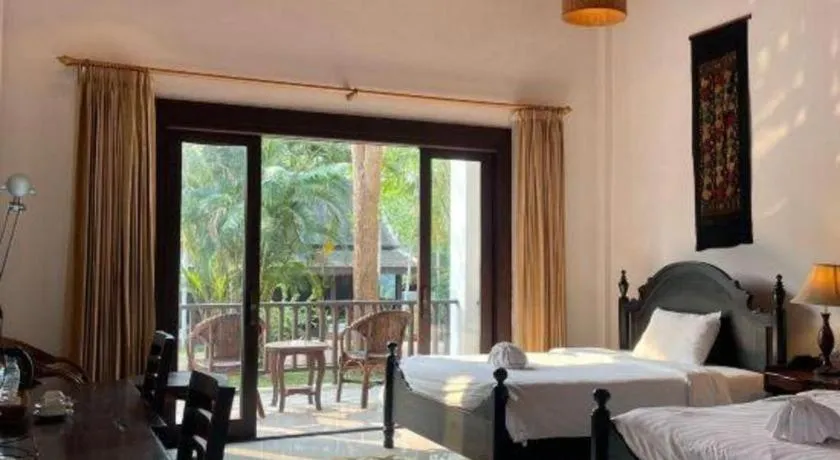 Bed in Nam Ou Riverside Resort