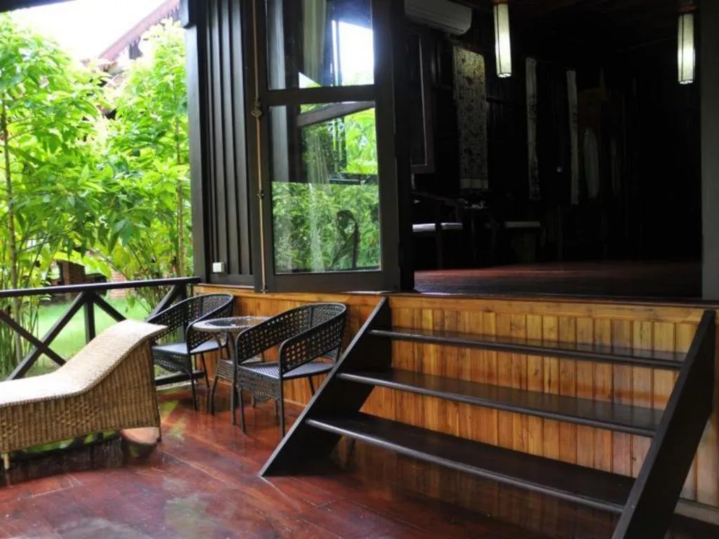 Nam Ou Riverside Resort