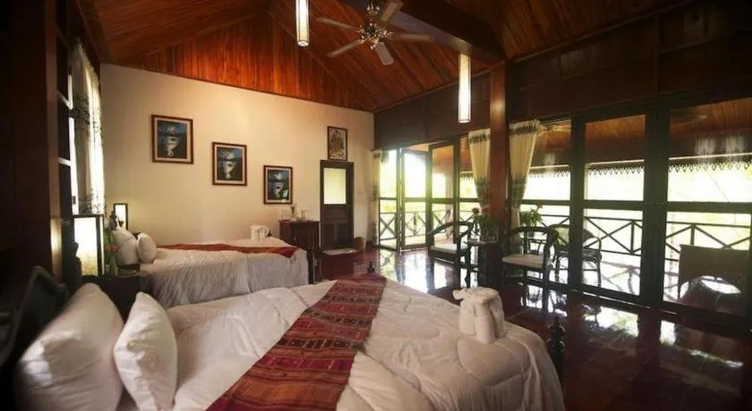 Bed in Nam Ou Riverside Resort