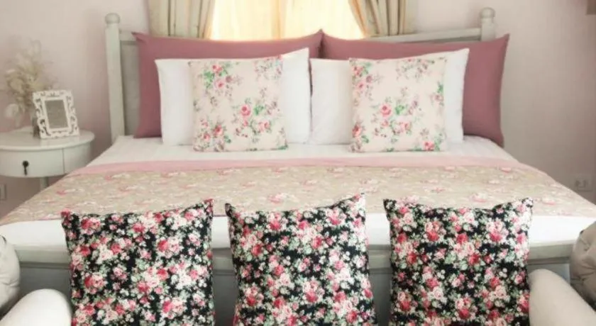 Bed in Baan Hmon-Oon