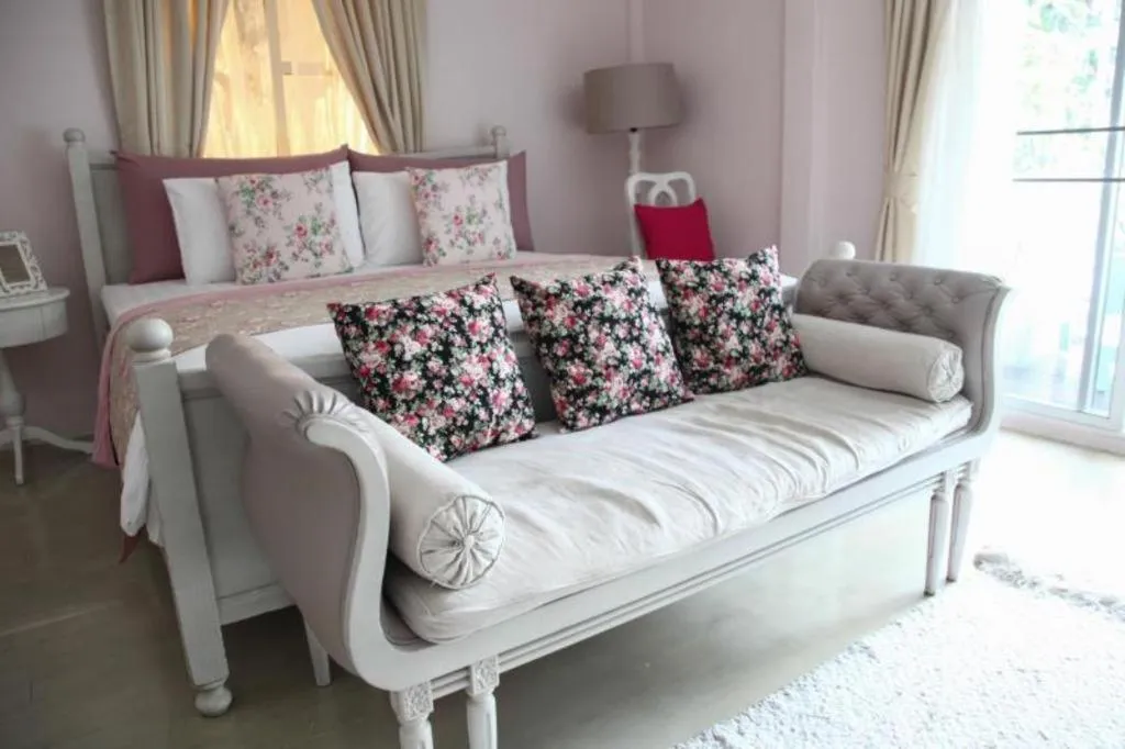 Bed in Baan Hmon-Oon