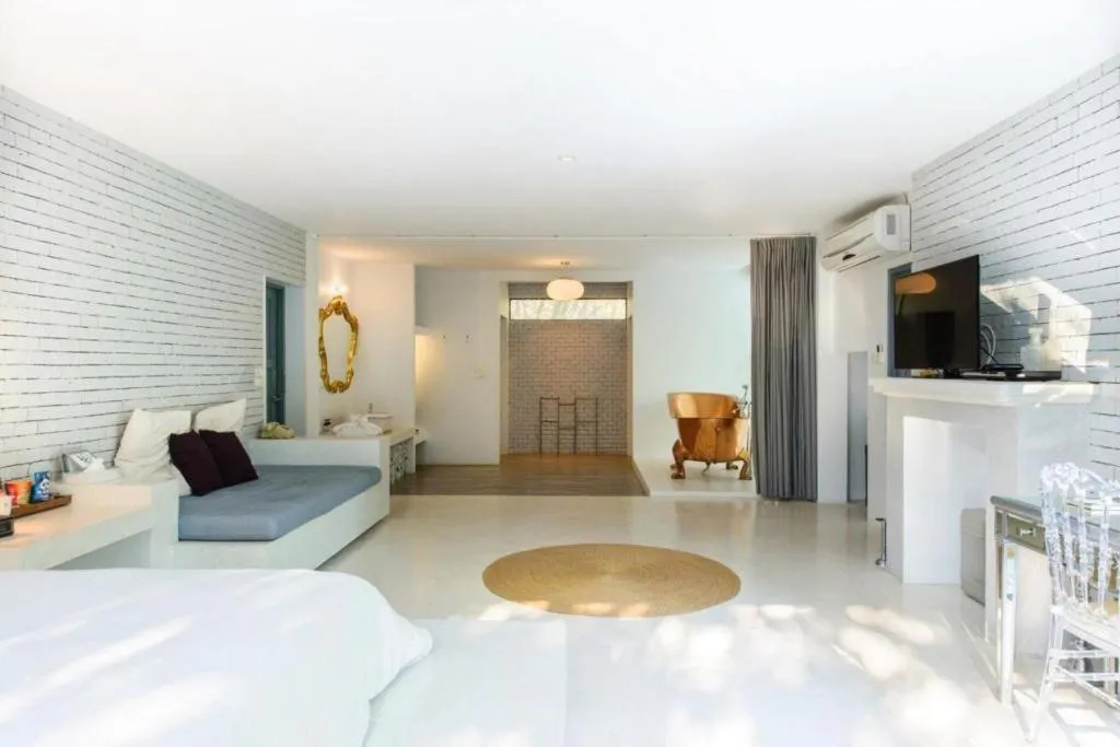 Bed in Villa Moreeda