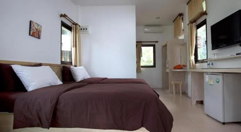 Bed in Na Tara Resort