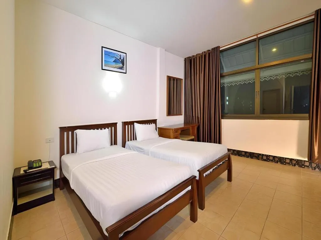 Bed in Krabi Grand Place Hotel