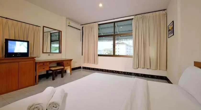 Bed in Krabi Grand Place Hotel Bed in Krabi Grand Place Hotel