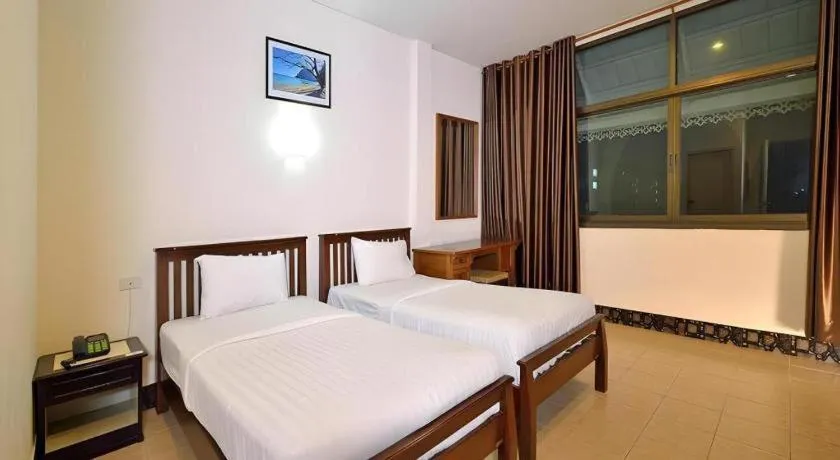 Bed in Krabi Grand Place Hotel