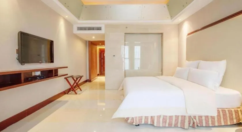 Bed in Babylon Hotel