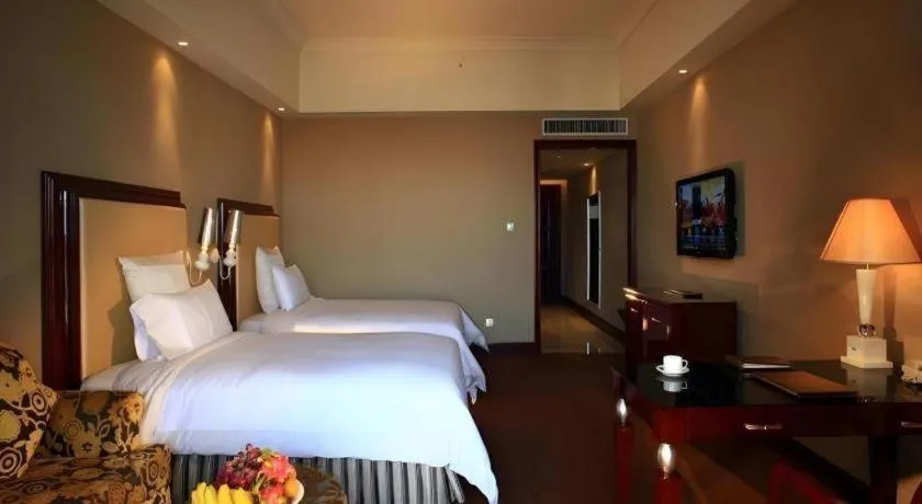 Bed in Babylon Hotel