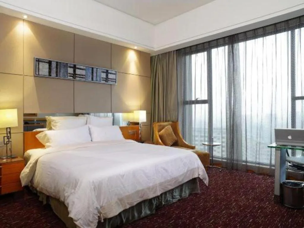 Bed in Babylon Hotel