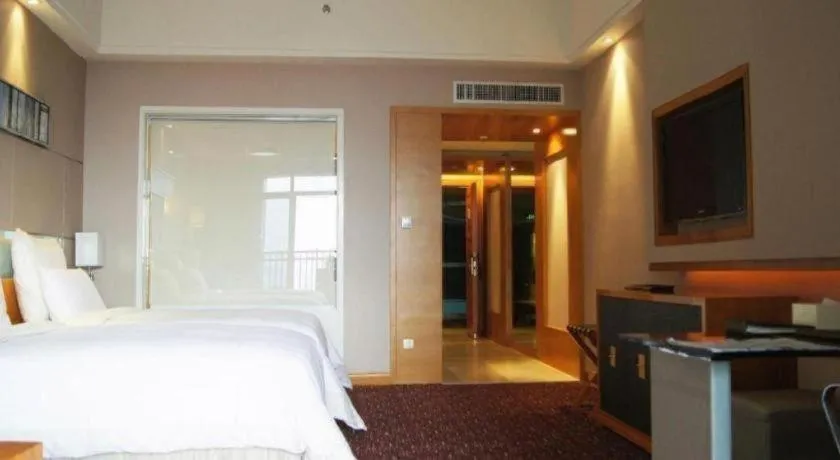 Bed in Babylon Hotel