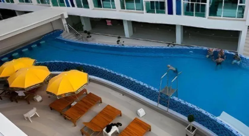 R-Con Blue Ocean Hotel