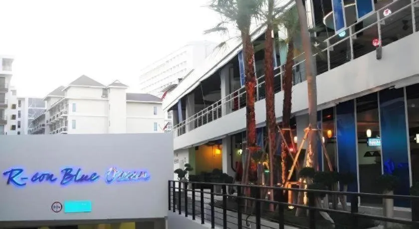R-Con Blue Ocean Hotel