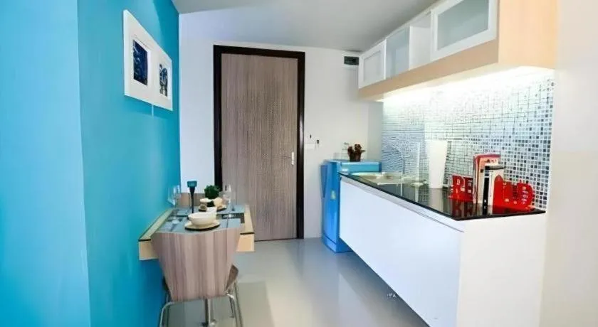 R-Con Blue Ocean Hotel