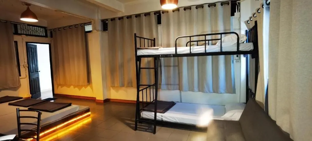 Bed in Chinawat Hotel