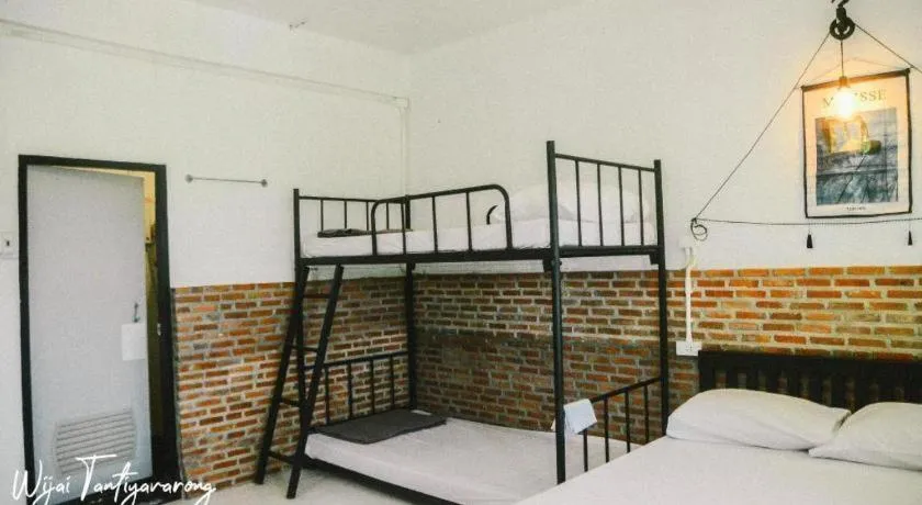 Bed in Chinawat Hotel