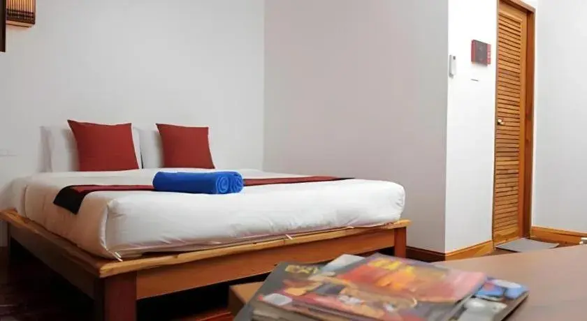 Bed in Sukkasem Hotel Bed in Sukkasem Hotel