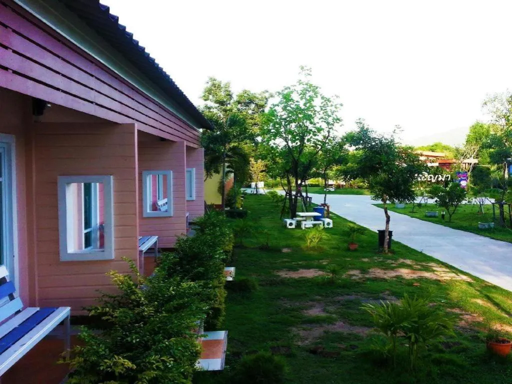 BanRai ChernMa Resort