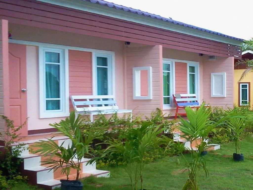 BanRai ChernMa Resort