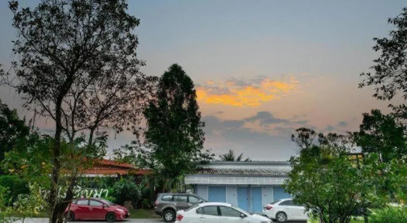 BanRai ChernMa Resort