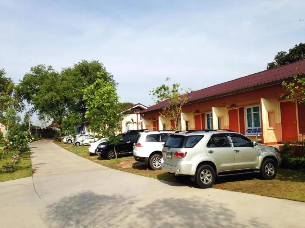 BanRai ChernMa Resort