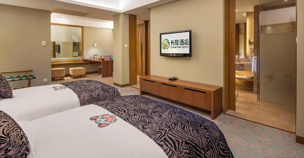 Bed in Chimelong Hotel