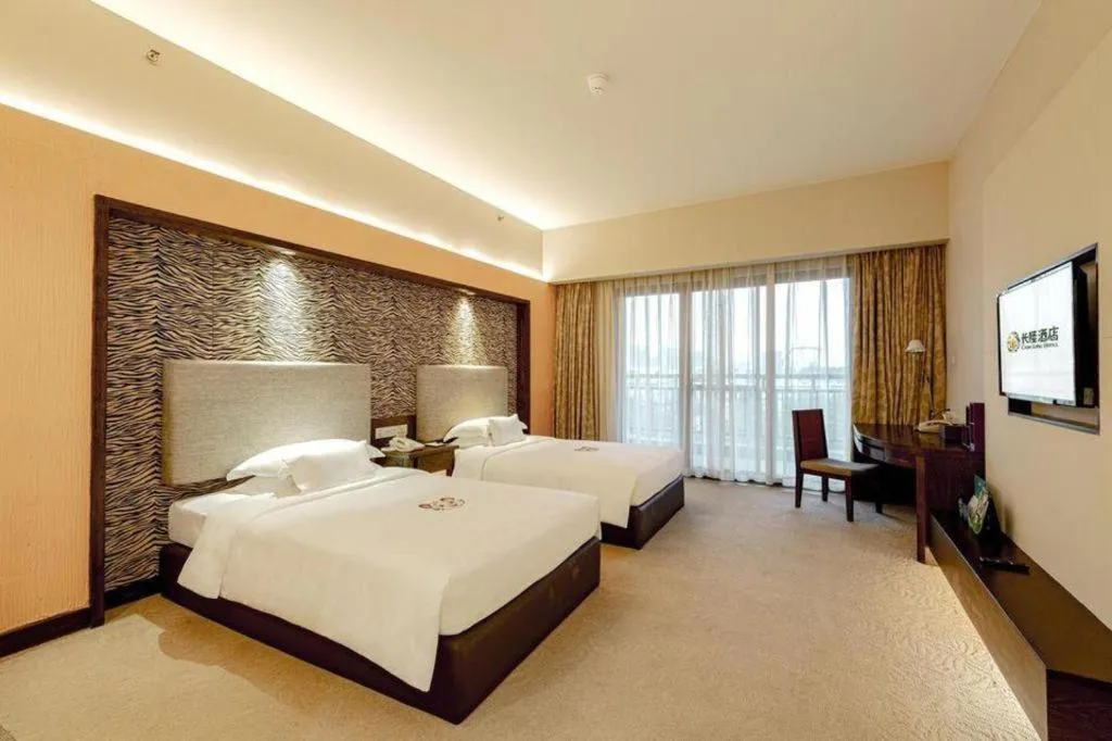Bed in Chimelong Hotel