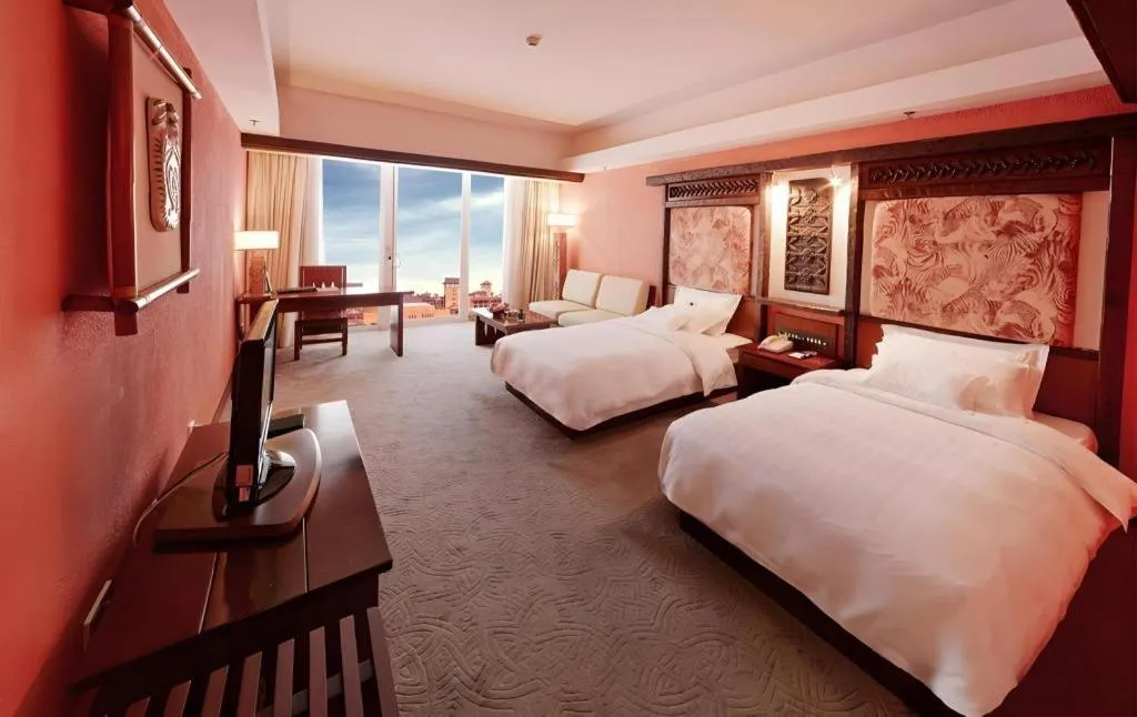 Bed in Chimelong Hotel