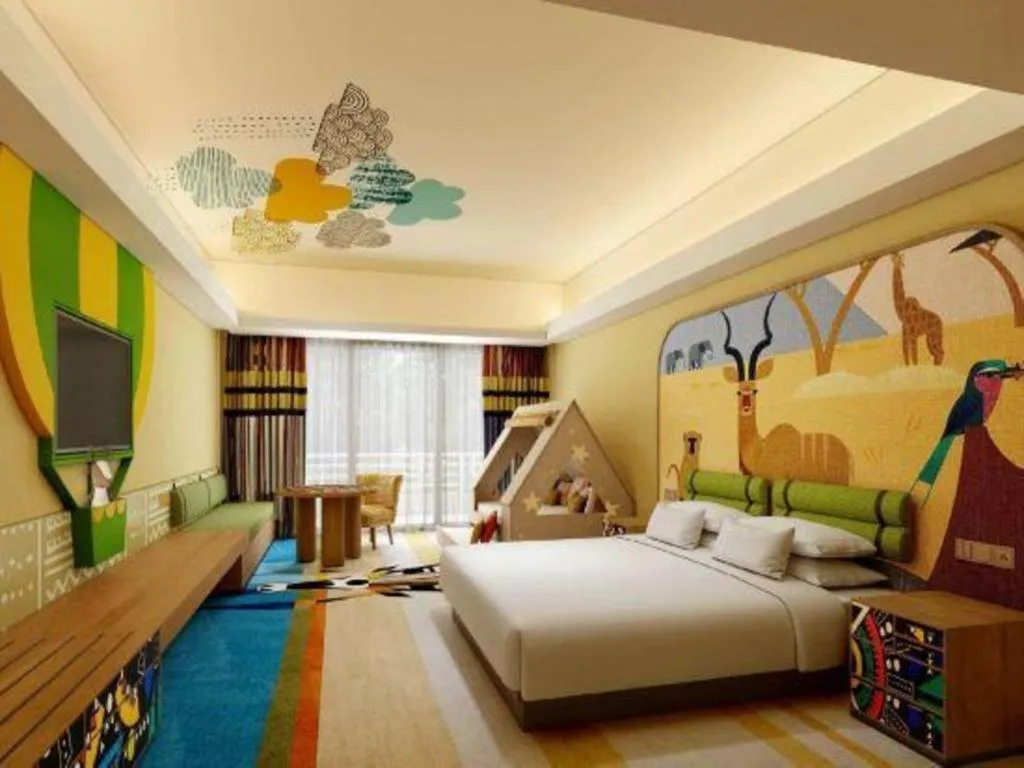 Bed in Chimelong Hotel