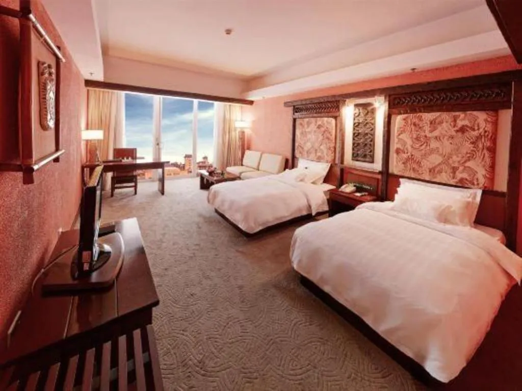 Bed in Chimelong Hotel