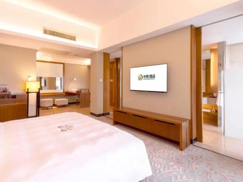 Bed in Chimelong Hotel