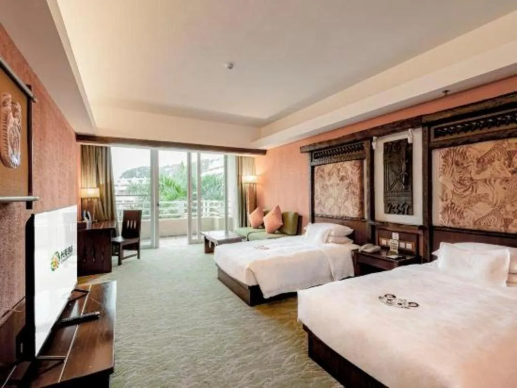 Bed in Chimelong Hotel