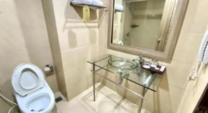 Orchardz Hotel Gajah Mada