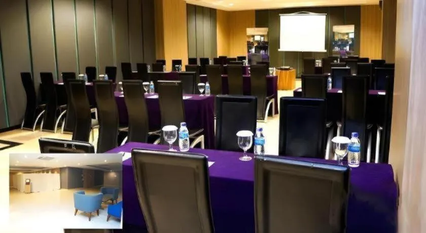 Orchardz Hotel Gajah Mada