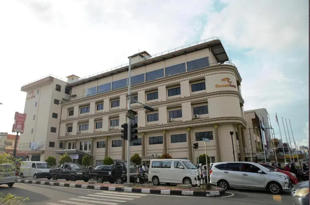 Garuda Hotel Pontianak Garuda Hotel Pontianak