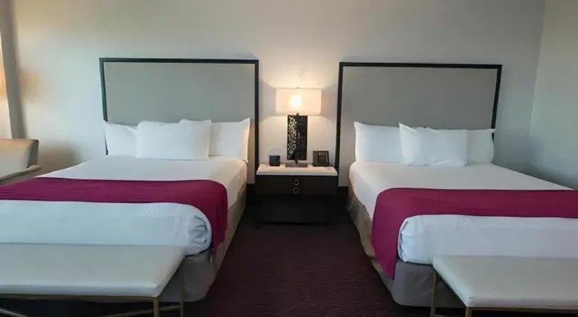 Bed in Suncoast Hotel and Casino Bed in Suncoast Hotel and Casino